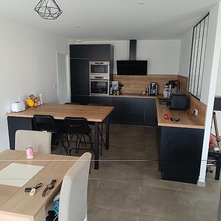 Chambre Parentale Prive Clonas-sur-Vareze Exterior photo
